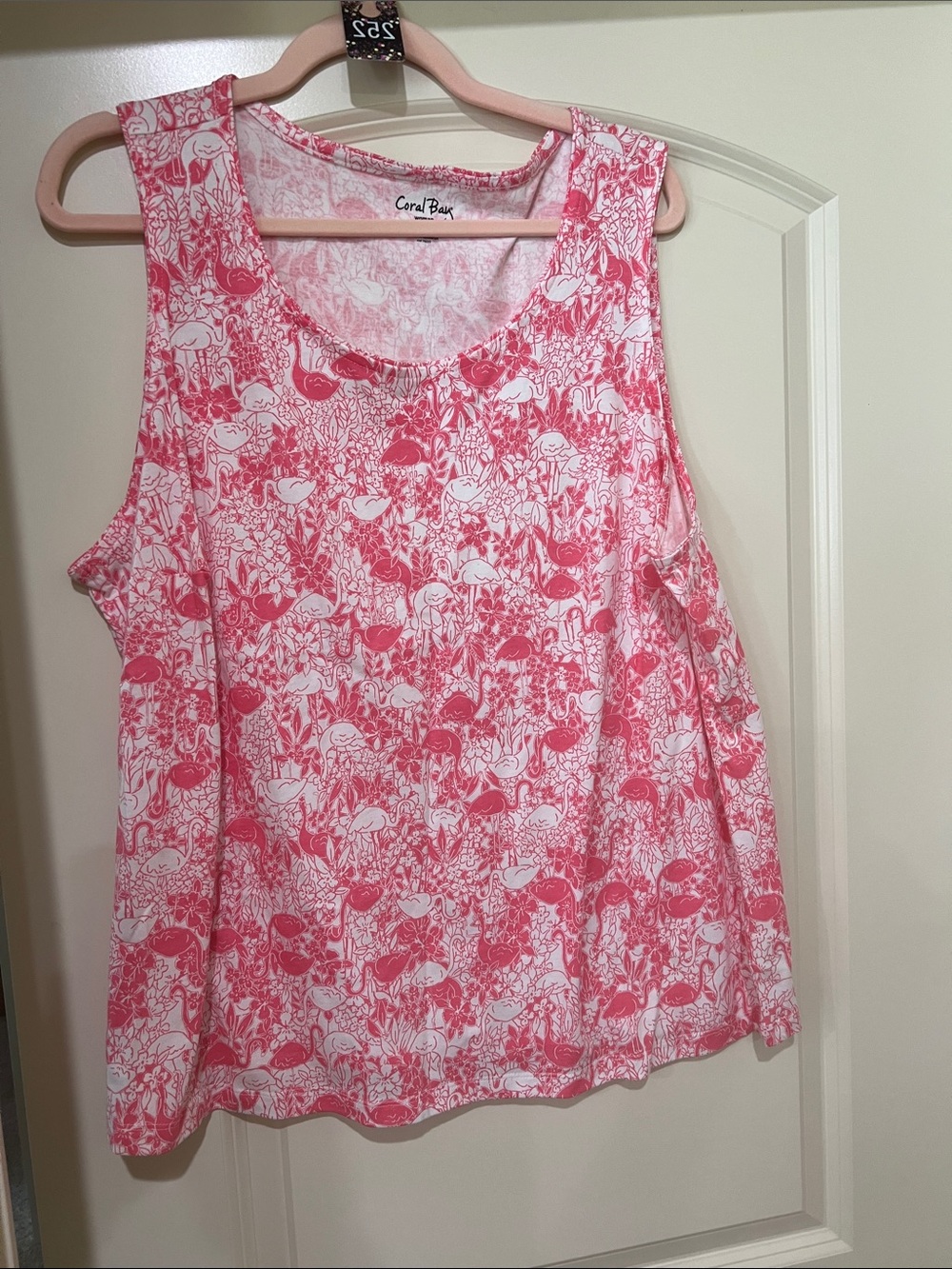 Coral Bay Pink & White Floral Tank H252